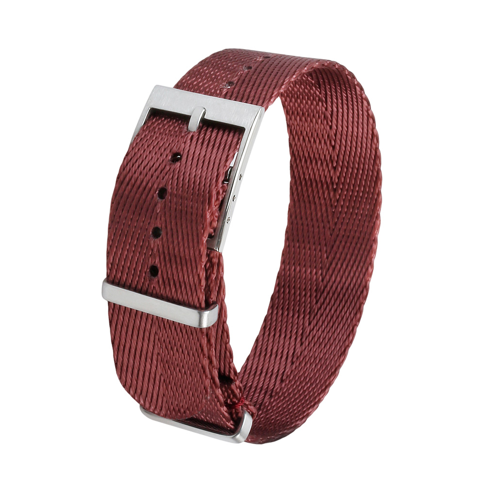 Unveiling The Climate-Adaptive Properties Of Advanced Herringbone Watch Straps For Seamless Transitions From Sub-Zero Mountain Peaks To High-pressure Deep-Sea Environments
