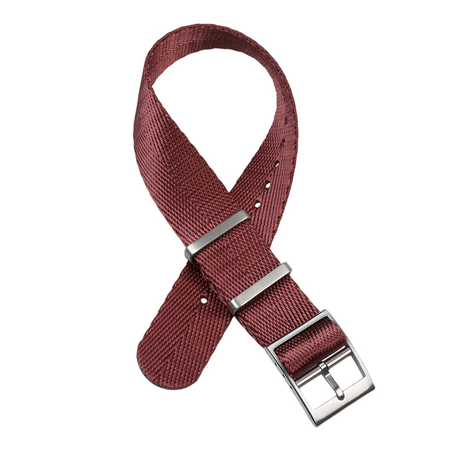 Unveiling The Climate-Adaptive Properties Of Advanced Herringbone Watch Straps For Seamless Transitions From Sub-Zero Mountain Peaks To High-pressure Deep-Sea Environments