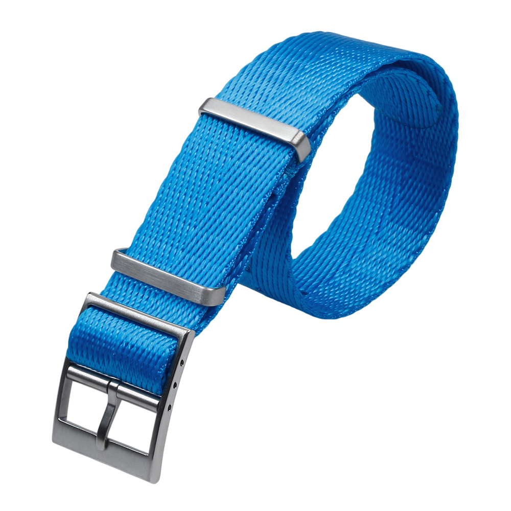 Discover The Thermal-regulating Properties Of Our Advanced Herringbone Weave Watch Straps Designed To Survive Extreme Environments From Deep-sea Dives To Alpine Climbs